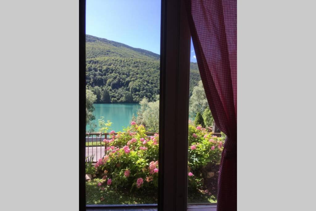 Casa A Schiera Fronte Lago Con Giardino Барчіс Екстер'єр фото